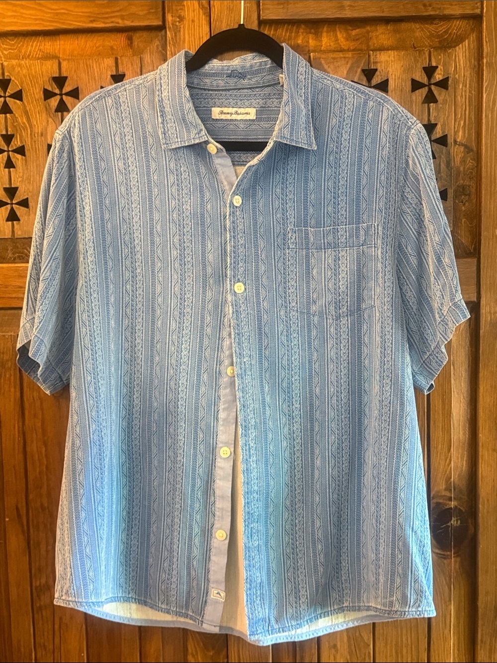 Tommy Bahama Light Blue Short-Sleeve Patterned Button-Down Shirt